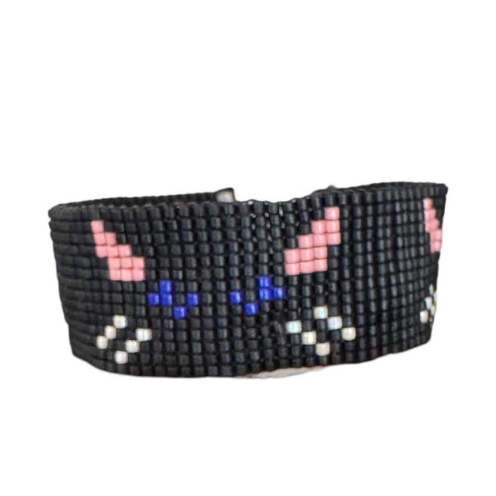 Hand crafted beaded spooky cat eyes cuff bracelet, adjustable length, Halloween - Picture 4 of 5